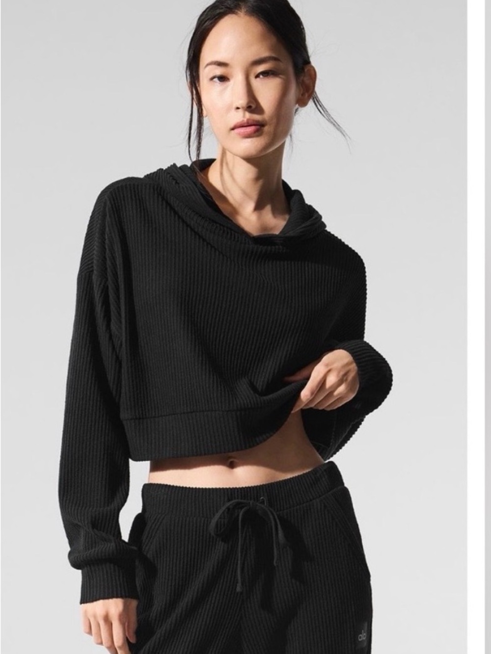 Alo Muse Ribbed Knit Black Hoodie & Jogger Set - Picture 2 of 6